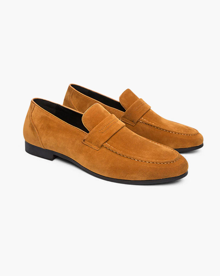 Zeitlose schwarze Herren Loafer, bequeme Smart Casual Schuhe, ideal für Business Casual Outfits.
