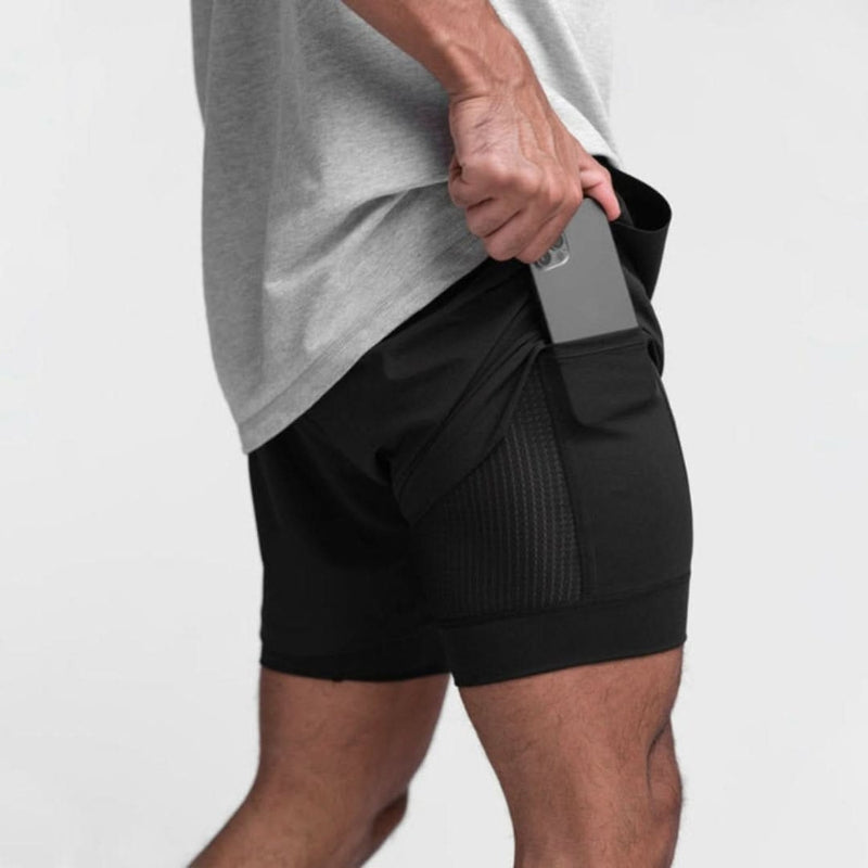 Stylische Herren 2-in-1 Sportshorts mit atmungsaktiven Innenshorts, perfekt für dein tägliches Training.