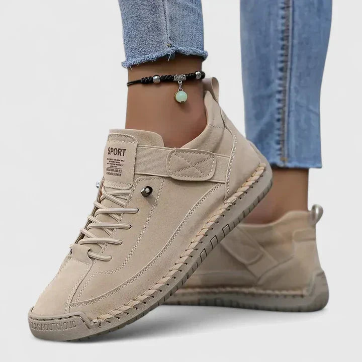 Damen ergonomische Slip-On Sneaker, bequem, leichter Komfortschuh für den Alltag.