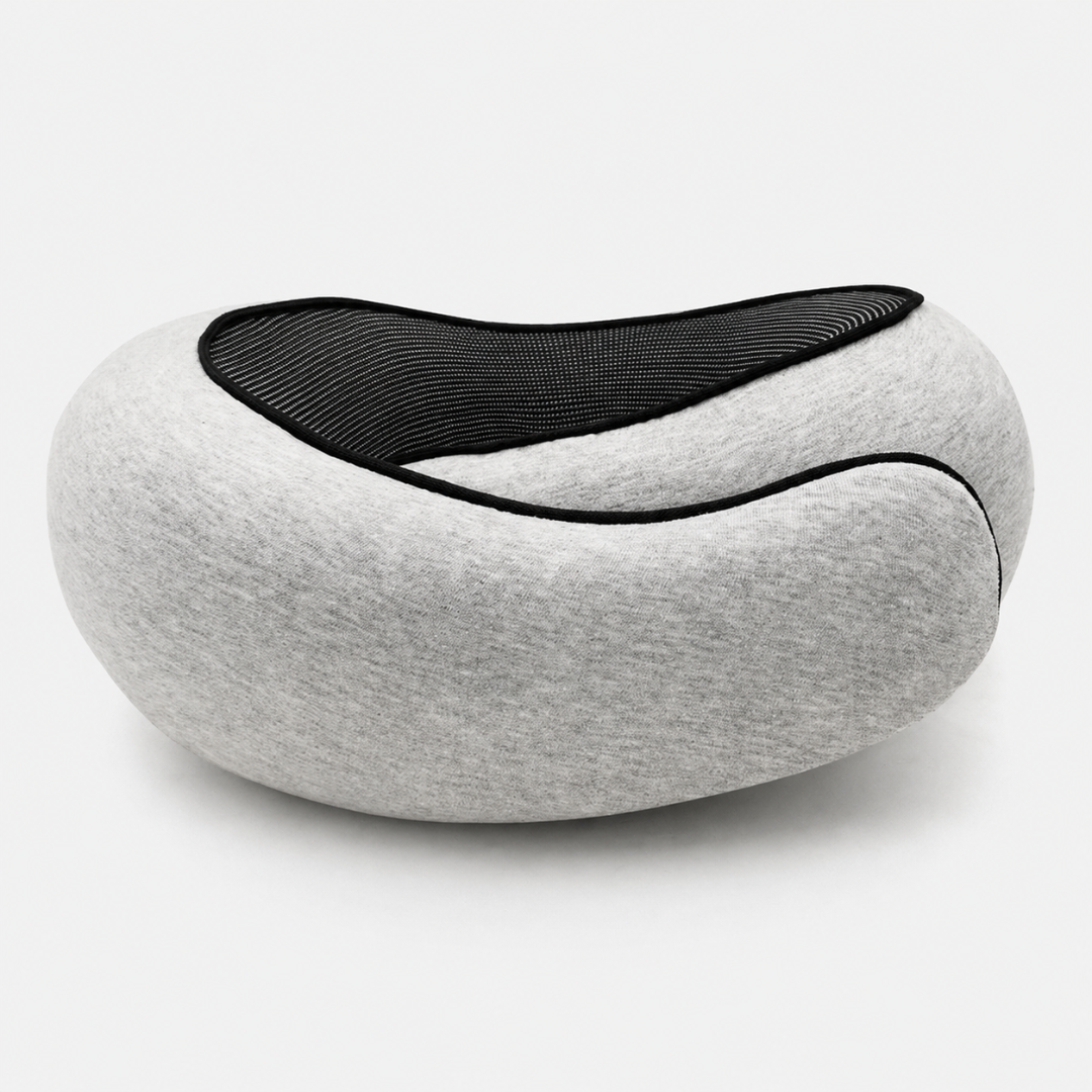 Ergonomisches Memory Foam Nackenkissen, weich und stützend, ideal für lange Autofahrten und Flugreisen.