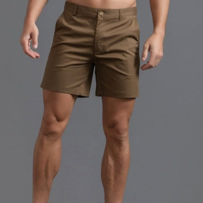 Detailansicht des Bundes der Herren Chino Shorts Sandro, bequem und klassisch im Design für Sommerlooks.
