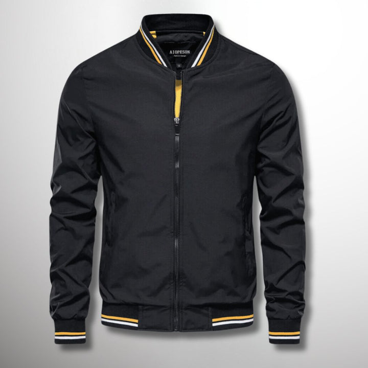 Moderne Herren Bomberjacke, wasserabweisend. Perfekte Frühlings- & Herbstjacke im Regular Fit.