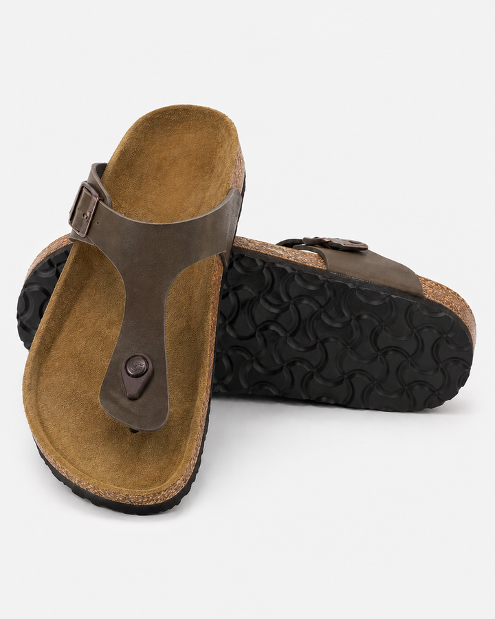 Rutschfeste Damen Sandalen mit weichem Fußbett, atmungsaktiv für heiße Sommertage am Strand oder in der Freizeit.