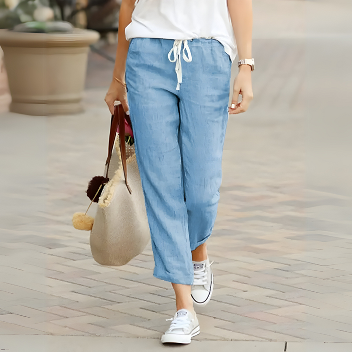 Bequeme weite Damen Sommerhose mit Kordelzug, perfekt als leichte Reisehose.