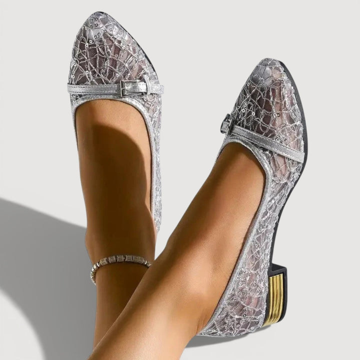 Komfortable Damen Pumps mit niedrigem Absatz. Der ideale Damenschuh für Business und Freizeit.