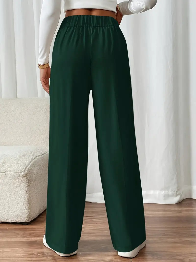 Trendige Damenhose mit weitem Bein, Gummibund. Perfekt kombinierbar für elegante & legere Anlässe.