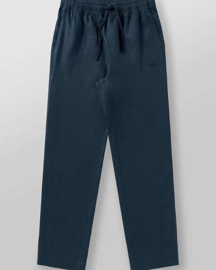 Hochwertige Herren-Streifenhose aus leichtem, atmungsaktivem Material für maximalen Komfort.