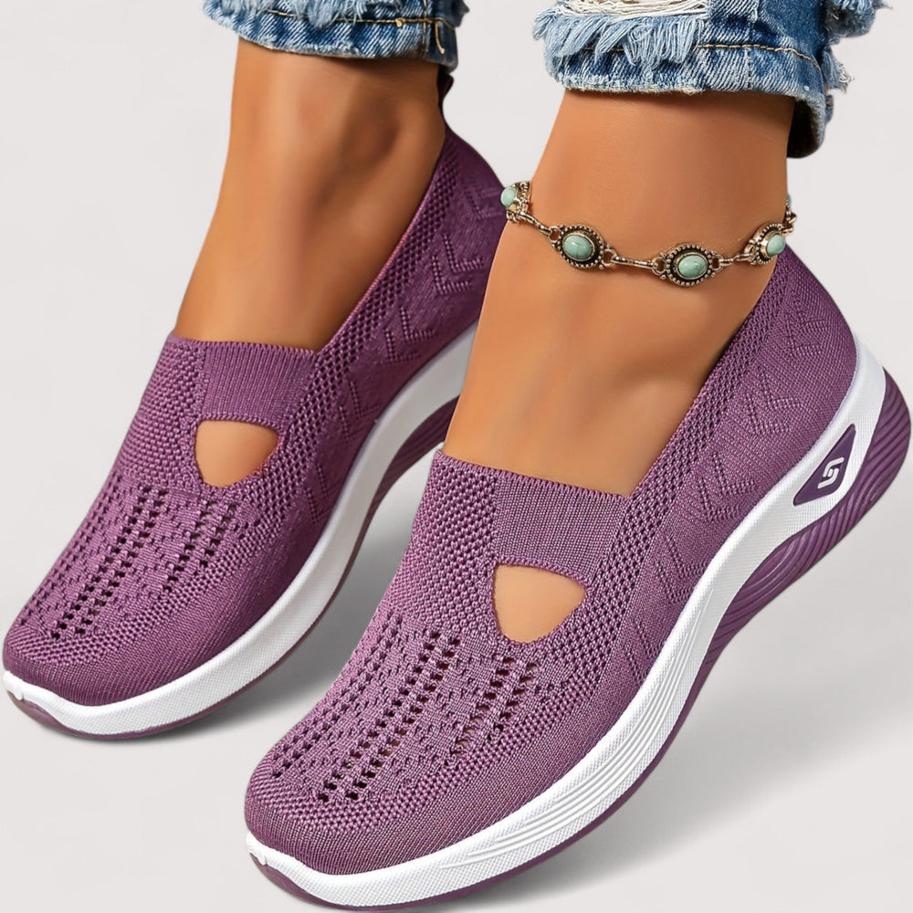 Komfortable Damen Sneaker mit dämpfender Gelsohle. Ideal als Alltagsschuh und Freizeitschuh.