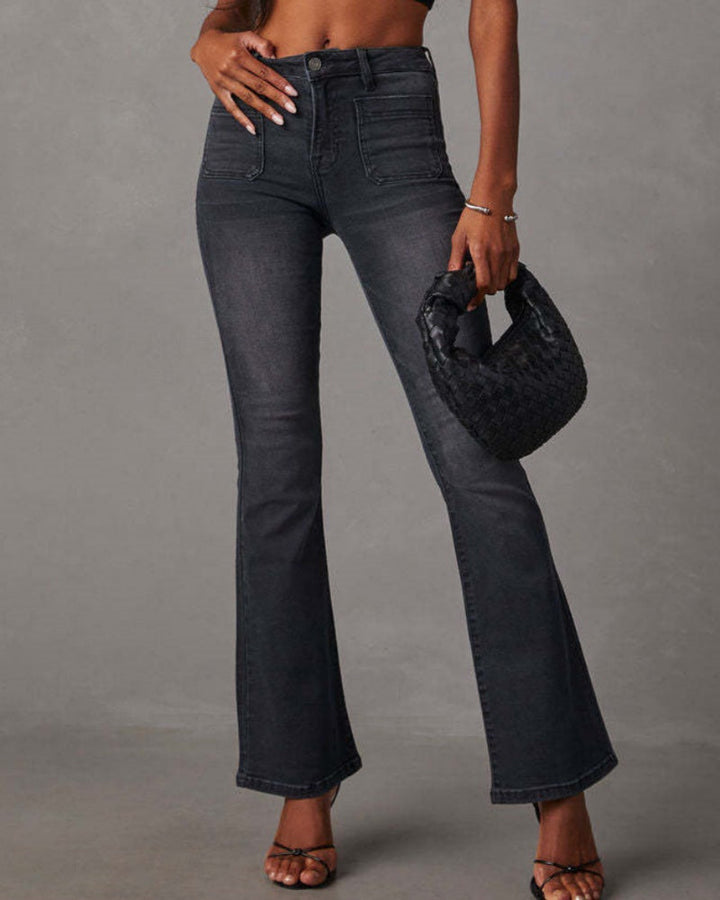 Komfortable schwarze Damenjeans Schlaghose, vielseitig für Freizeit oder elegante Anlässe.