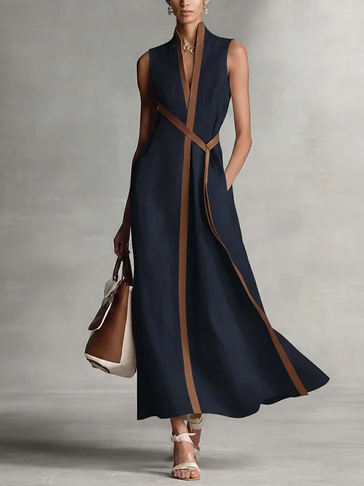 Elegantes Damen Maxikleid mit Stehkragen, ärmellos und luftig, ideal als Sommer- oder Freizeitkleid für Damen.