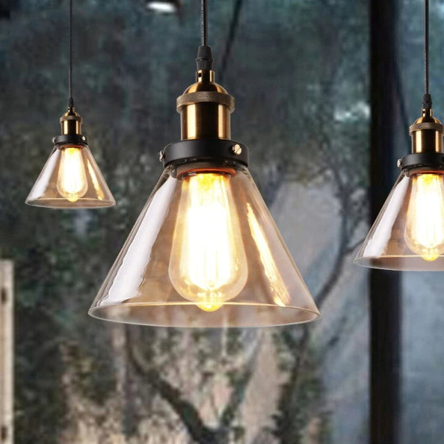Rauchgraue Kristall Hängelampe, moderne Beleuchtung als stilvolle Esszimmerlampe.