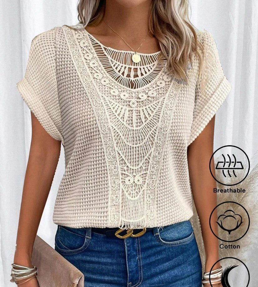 Bequemes Damen T-Shirt mit eleganter Spitze und Rundhalsausschnitt. Perfekt für Sommer und Freizeit, Kurzarm.