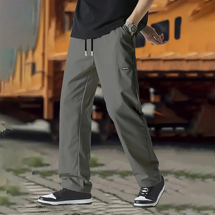 Casual Herren Stoffhose, gerader, lockerer Schnitt, sehr bequem und vielseitig für Freizeit.