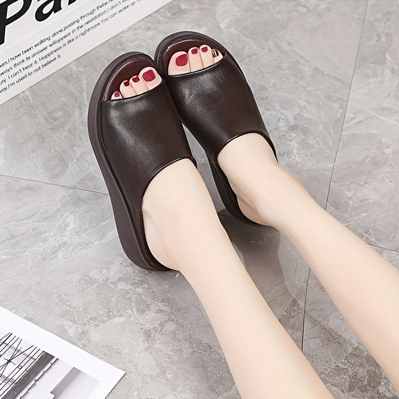 Modische Sommerschuhe: Elegante Damen Plateau-Sandalen mit offener Zehenpartie. Perfekt als Freizeitschuhe.