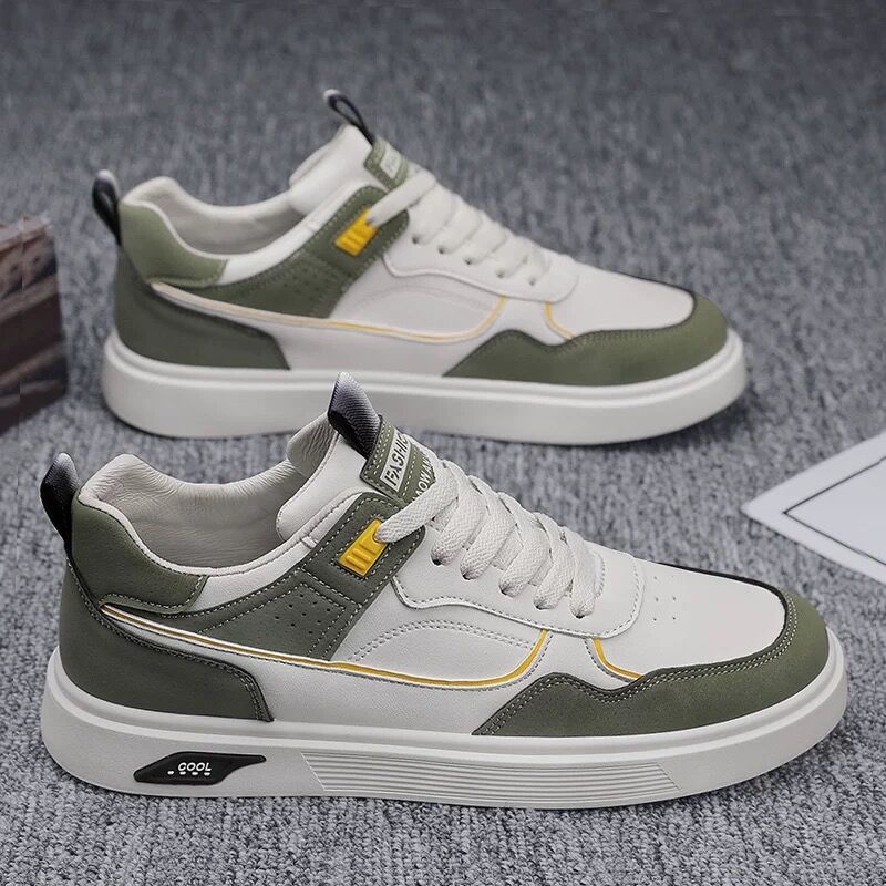 Detailansicht Herren Low-Top Sneaker: Atmungsaktives Obermaterial und praktische Schnürung für optimalen Halt.