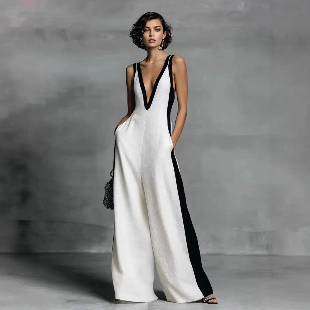 Eleganter Damen-Jumpsuit mit V-Ausschnitt und weitem Bein für stilvolle Sommer-Freizeitmode.