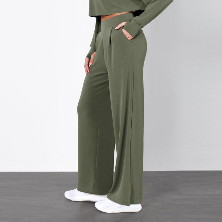 Aprikosenfarbene Damen Business Hose, hoher Bund, gerades Bein. Moderner Business Look, elegant & vielseitig.