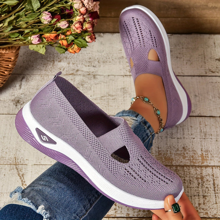 Leichte Walkingschuhe für Damen & Herren. Bequem, atmungsaktiv und rutschfest für lange Spaziergänge.