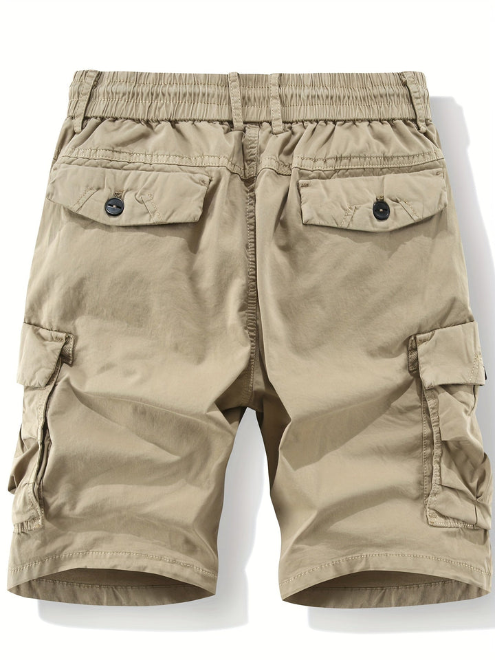 Leichte, lässige Herren Sommerhose im Cargo-Design mit elastischem Bund. Vielseitig für jeden Tag.