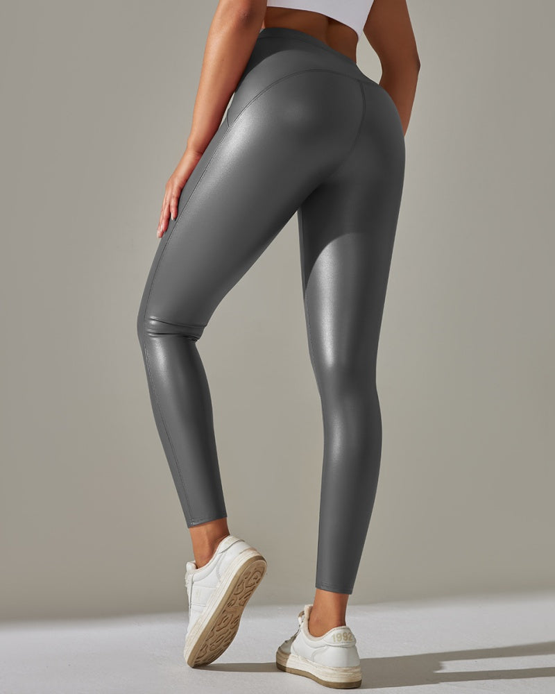Damen Aktivkleidung: figurbetonte Leggings, perfekt für Pilates und Yoga.