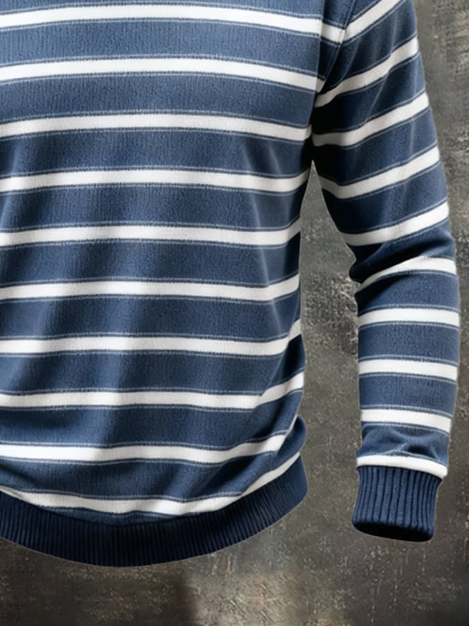 Kurzarm Herren T-Shirt gestreift, bequem & elastisch, für Freizeit & Alltags-Herrenmode. Blau-weiß-grau.