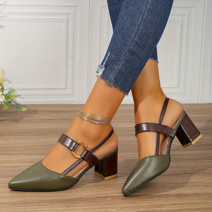 Elegante Slingback Damenschuhe mit modischem Spitzzehen-Design und stabilem, schickem Blockabsatz.