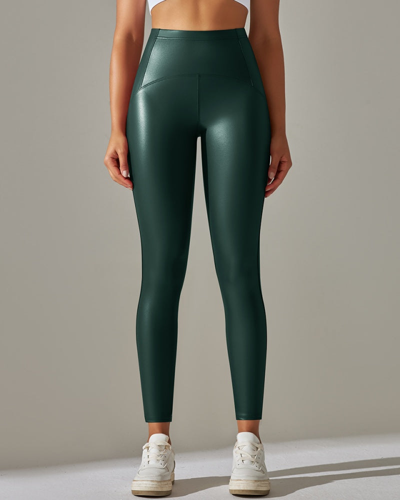 Sport Leggings für Damen: eng anliegend, mit hohem Bund für zusätzlichen Komfort.