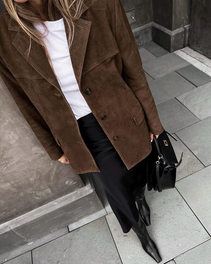 Zeitloser Damen Eleganter Blazer für den professionellen Auftritt. Klassischer Ein-Knopf-Stil, ideal für Business & Feierlichkeiten.