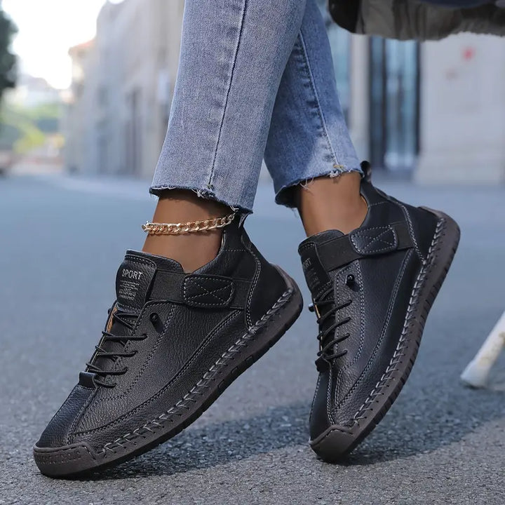 Bequeme ergonomische Damenschuhe, stylische Sneaker für Freizeit und Alltag, rutschfest.