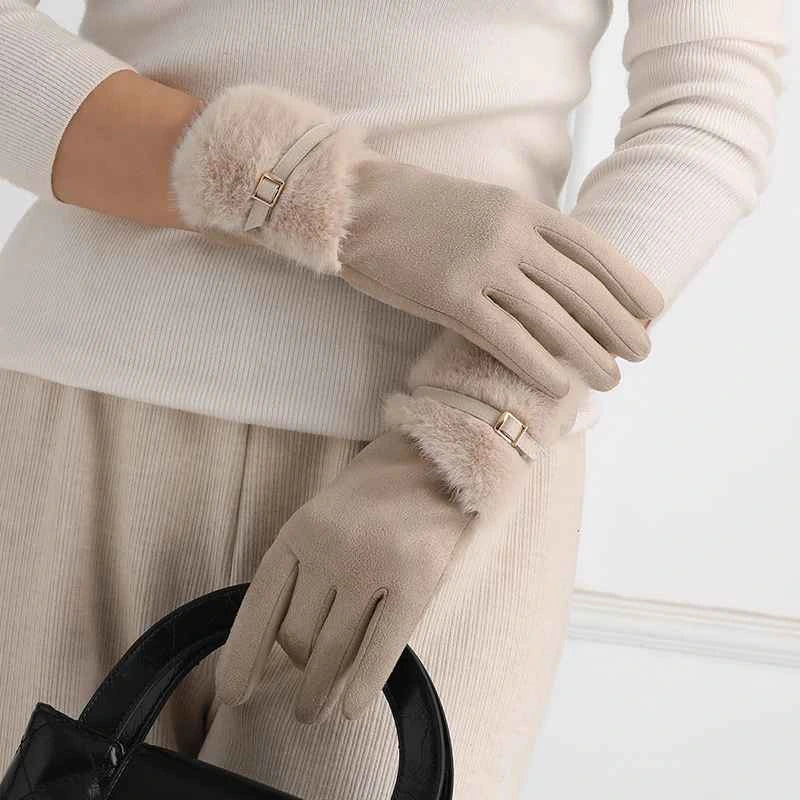 Schwarze Thermohandschuhe für Damen, extra warm, mit Touchscreen-Funktion.