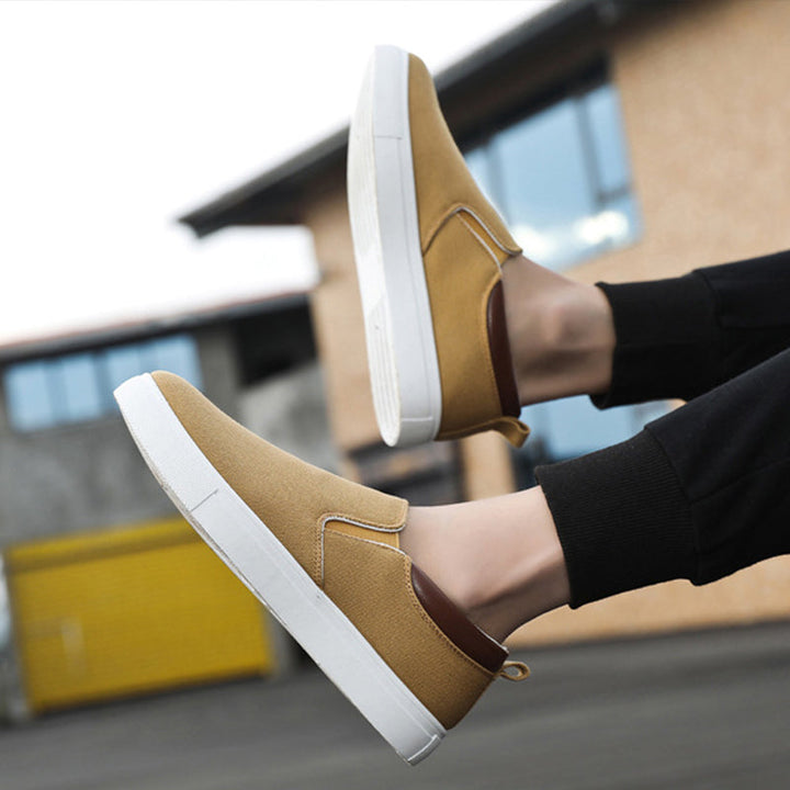 Bequeme Lennard Slip-On Herrenschuhe aus Canvas für Alltag & Freizeit. Moderner Komfortschuh.