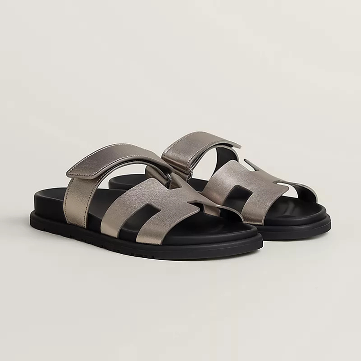 Stilvolle Damen Sommersandalen, Slip-On Design, flach & komfortabel.