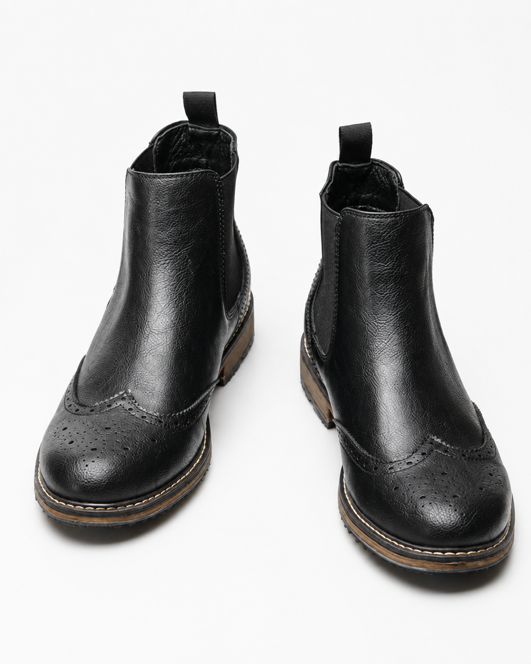 Klassische Herren Brogue Stiefel in Schwarz, elegant für Business & Freizeit, komfortabel & rutschfest.