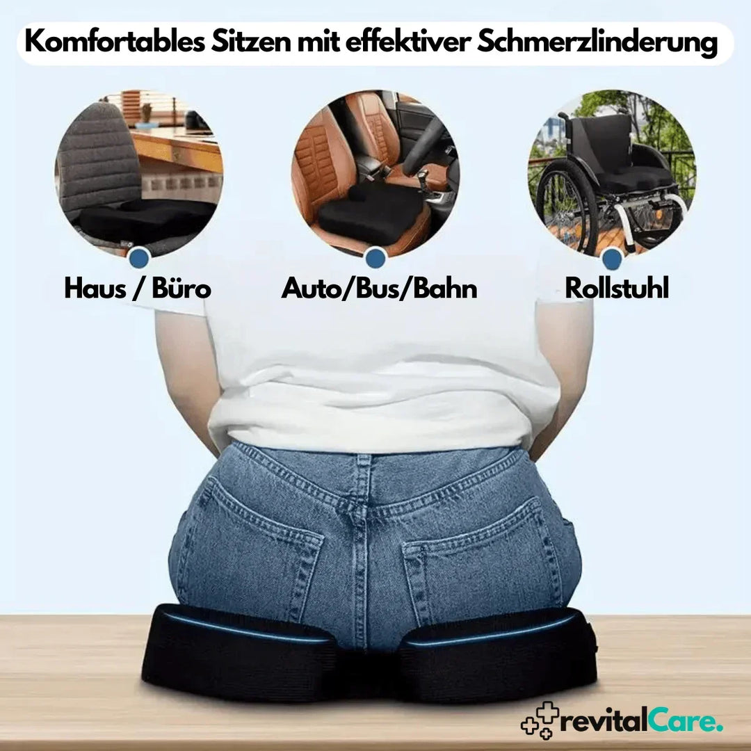 Person sitzt entspannt auf orthopädischem Sitzkissen, genießt verbesserten Sitzkomfort.