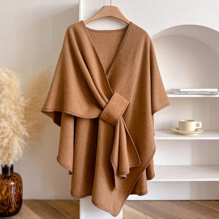 Komfortables und warmes Damen Wickeltuch mit winddichtem Design. Perfekter Schal für die kalte Jahreszeit.