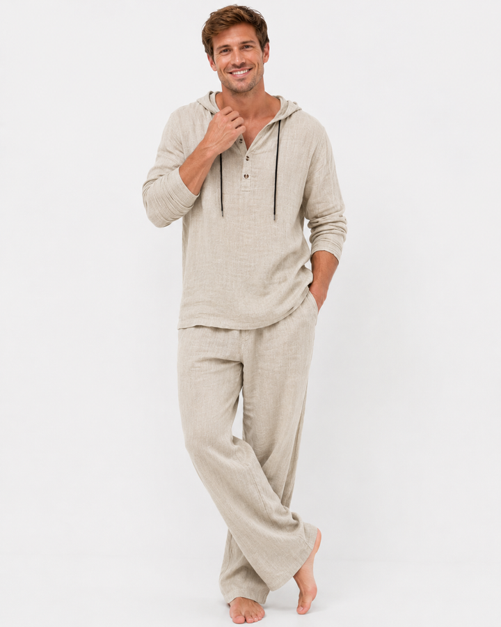 Herren Kapuzenanzug in Blau, lässiger Zweiteiler für Freizeit & Sport. Bequemes Athleisure-Outfit für den Sommer.