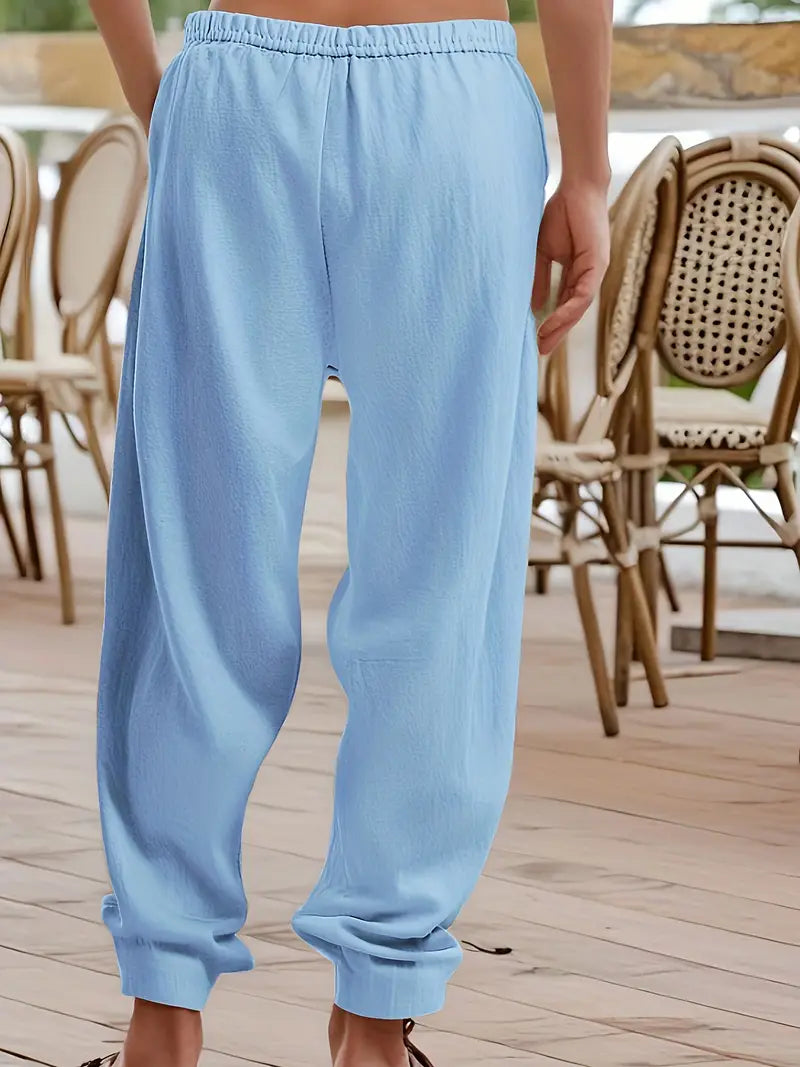 Grüne Herren Sommerhose, loose fit. Entspannte Freizeithose, bequem & stylisch für den Alltag.