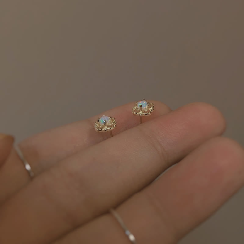 Edle Damen Vintage-Ohrringe mit Opal, perfektes Geschenk für Schmuckliebhaberinnen.