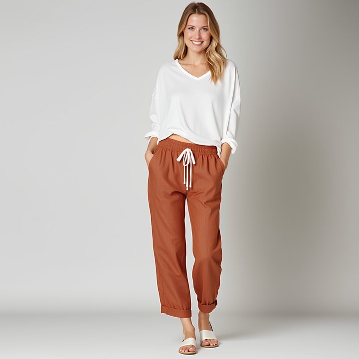 Leichte, luftige Damen Sommerhose mit lockerer Passform & weitem Bein, ideal für warme Sommertage & Freizeit.