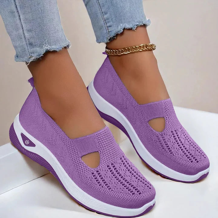 Komfortable Damen Slip-On Sneaker für langanhaltenden Tragekomfort. Atmungsaktiv und stilvoll.