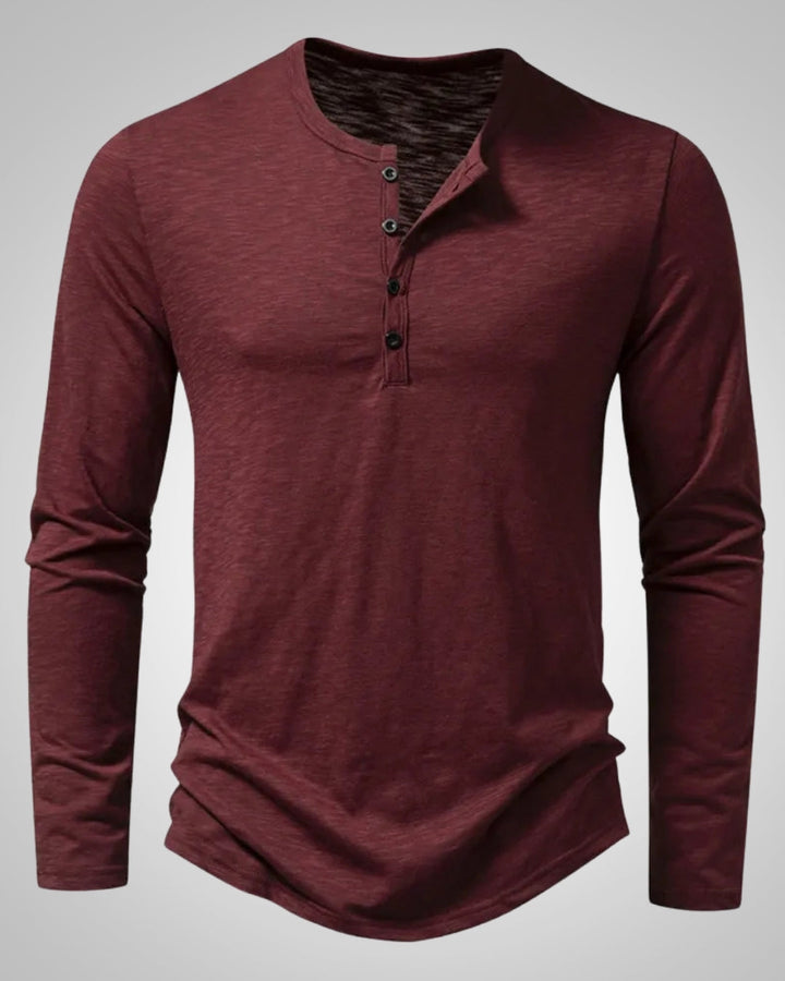 Elegantes burgundrotes Herren Henleyshirt, slim fit, perfekt für stilvolle Freizeit- & Alltagsoutfits.