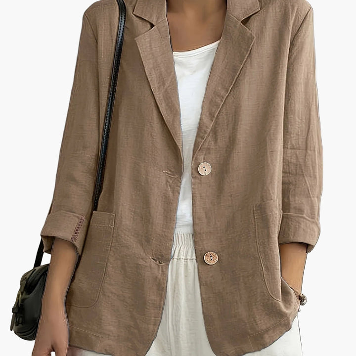Eleganter Damen Blazer mit 3/4 Ärmeln, perfekt für stilvolle Business-Looks oder entspannte Tage.