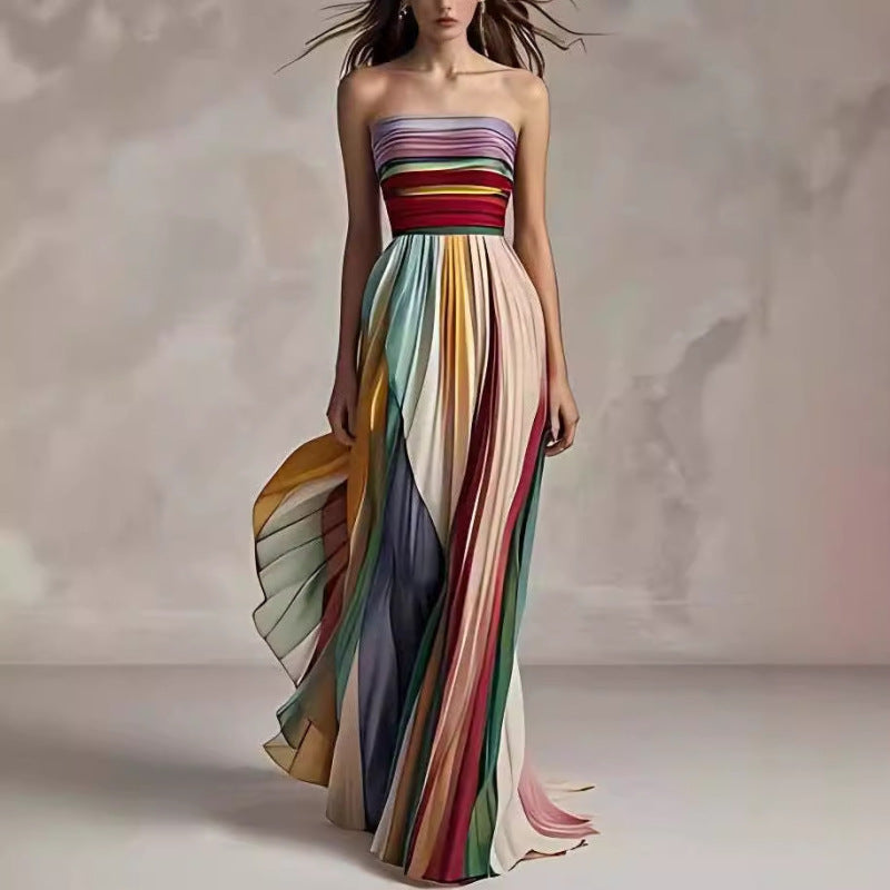 Elegantes Damen Sommer Maxikleid, schulterfrei, rückenfrei, gestreift im A-Linie Stil. Ideal für Urlaub & Strand.