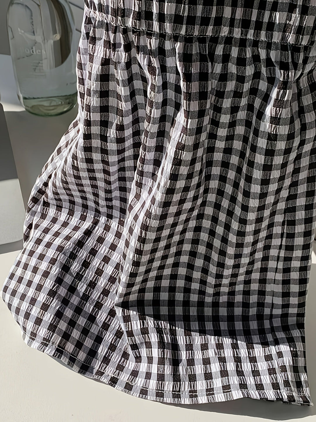 Vielseitige gestreifte Damen Shorts. Elegant und bequem für den Sommer, ideal für Freizeit und Alltag.