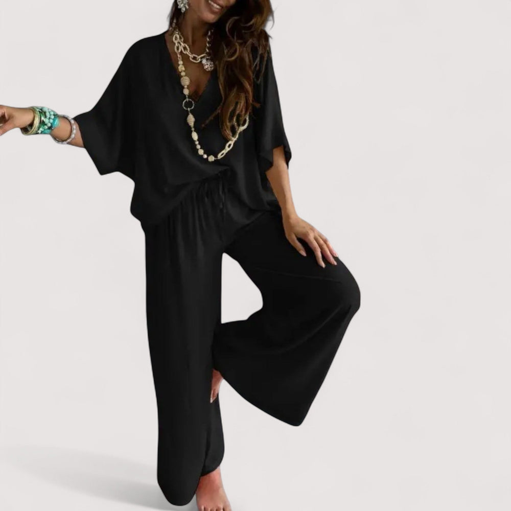 Komfortables Damen Casual Zweiteiler Set für die Freizeit. Modisches Oberteil und Hose aus weichem Polyester.