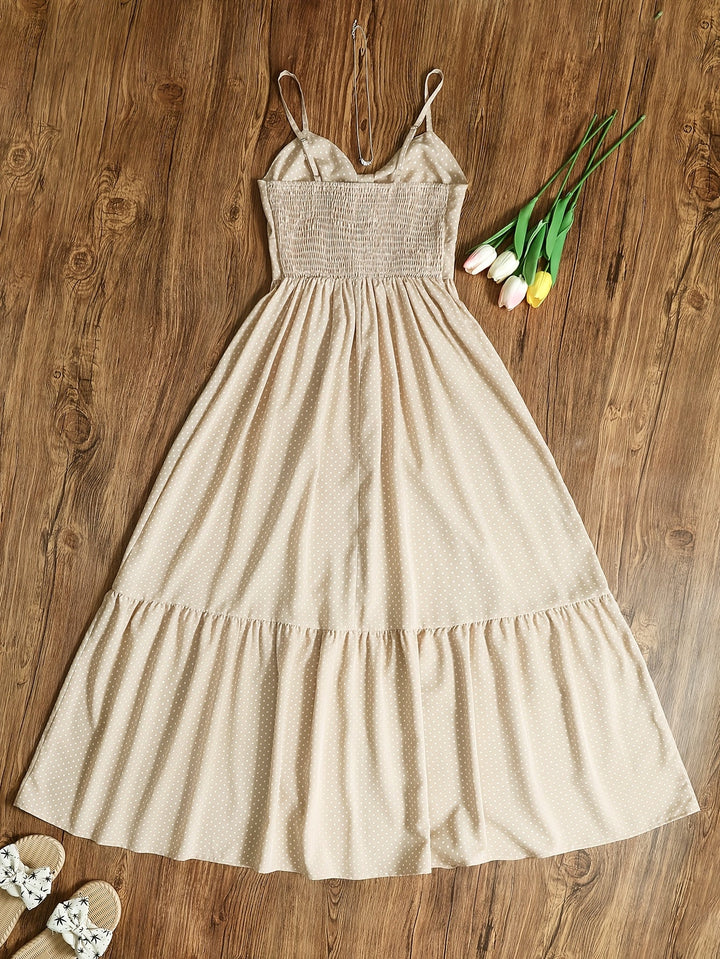 Sommerliches Damen Maxikleid mit Punkten, Volants und Spaghettiträgern, für elegante Looks.