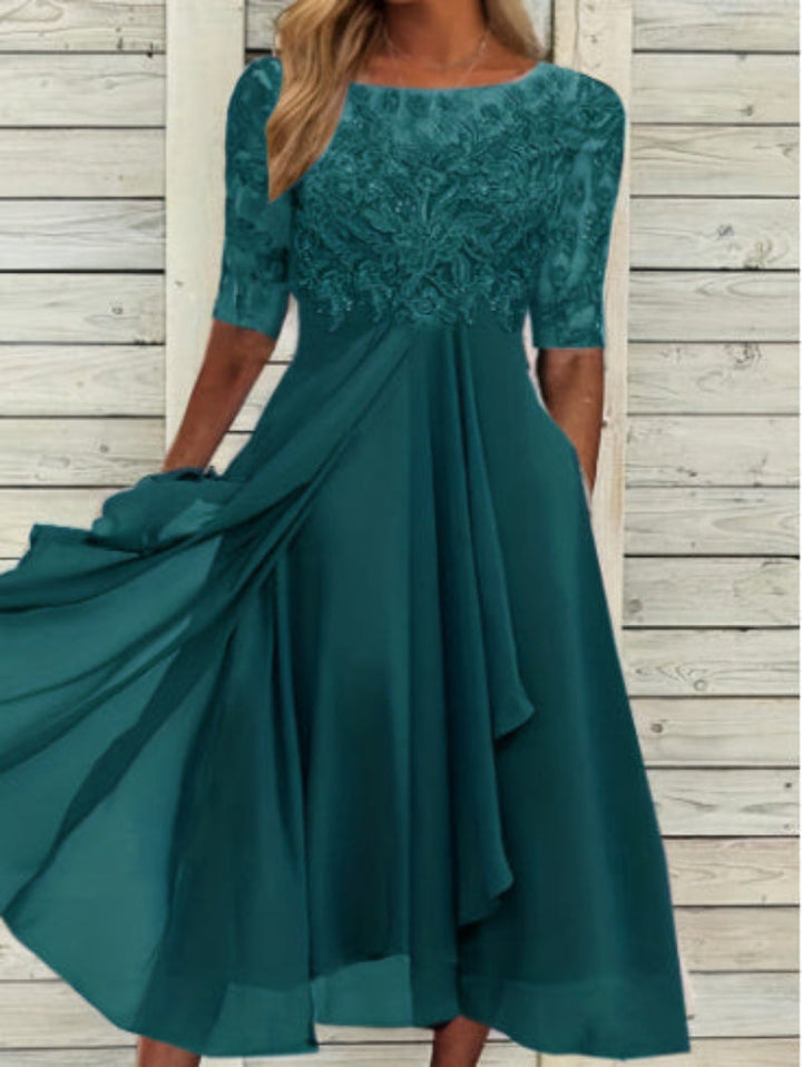 Atemberaubendes Damen Abendkleid mit zarter floraler Spitze, für unvergessliche Anlässe.
