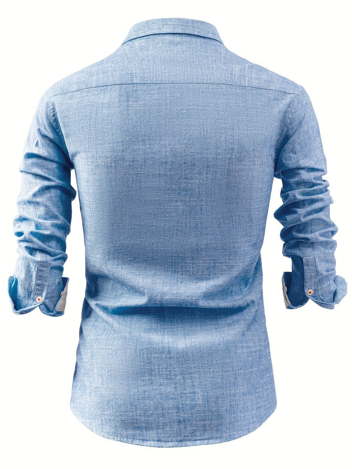 Smartes Herren Langarmhemd mit Knopfleiste und Brusttasche. Perfekt für casual oder elegante Outfits.
