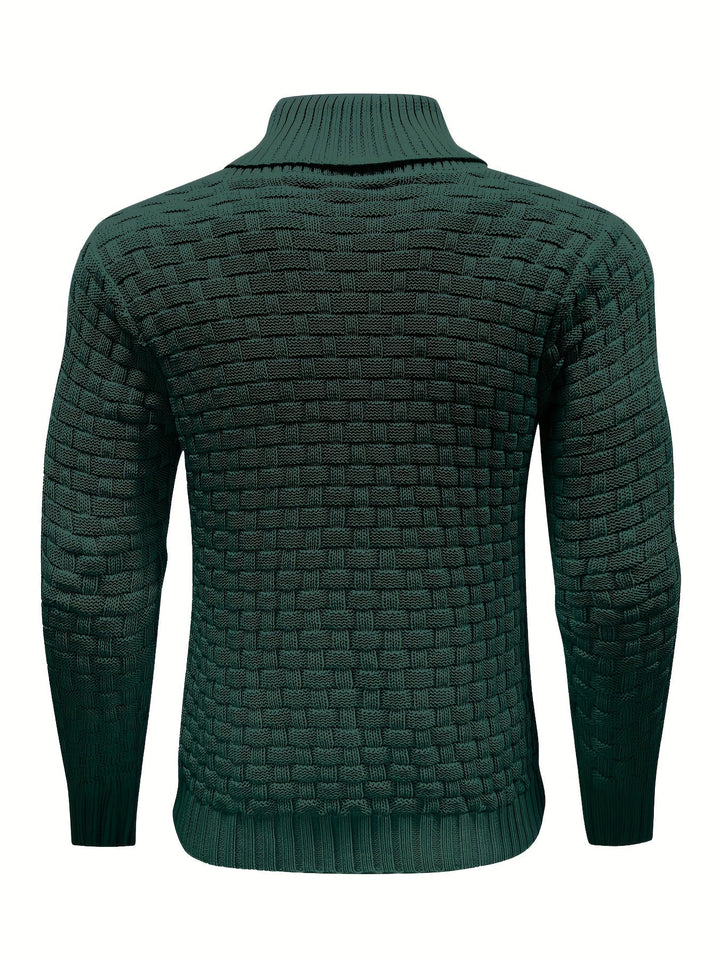 Modischer Herren Winterpullover: Waffelstruktur und eleganter Schalkragen im Detail.
