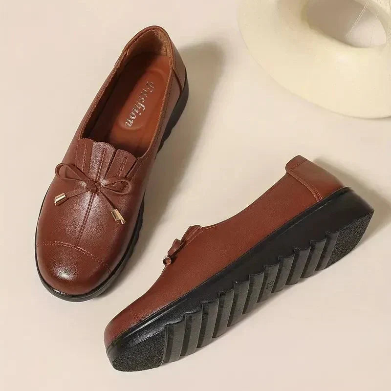 Damen Slipper: Orthopädische Komfort Mokassins für elegante Fußgesundheit. Bequemer Schuh für täglichen Halt & Entlastung.
